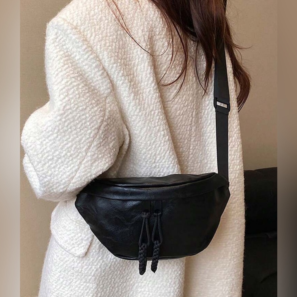 New Crossbody Bag, Fanny Pack - Picture 4 of 9